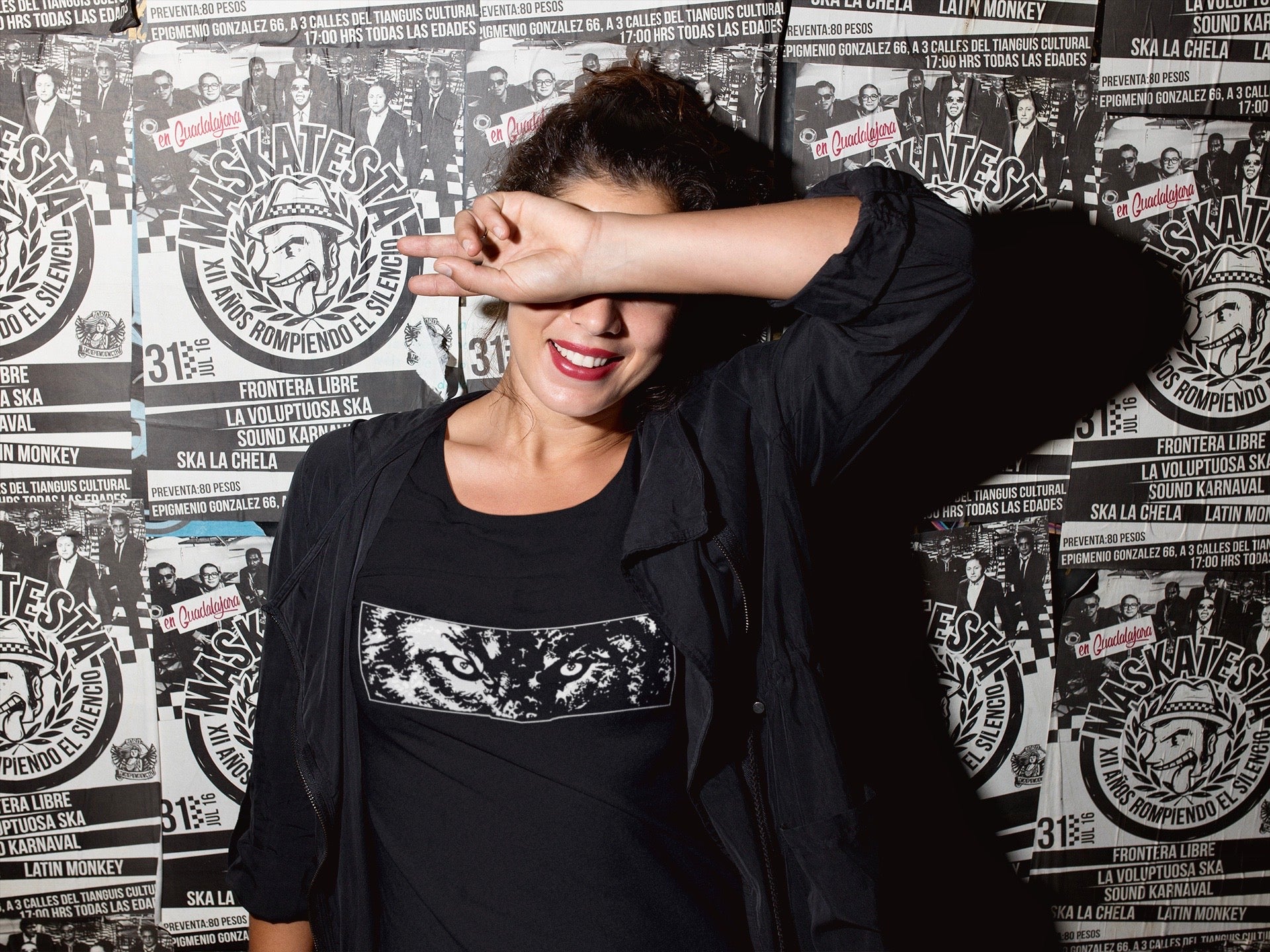 Wolf - Women's T-shirt